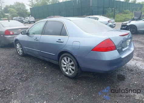 2007 Honda Accord 3.0 Lx from USA, damaged, VIN 1HGCM66337A042304